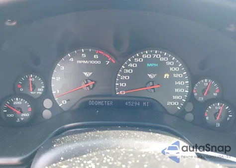 2000 Chevrolet Corvette z USA, uszkodzony, nr VIN 1G1YY22G9Y5128505